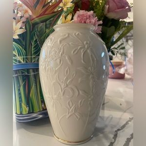 Lenox vase with orchids & gold trim